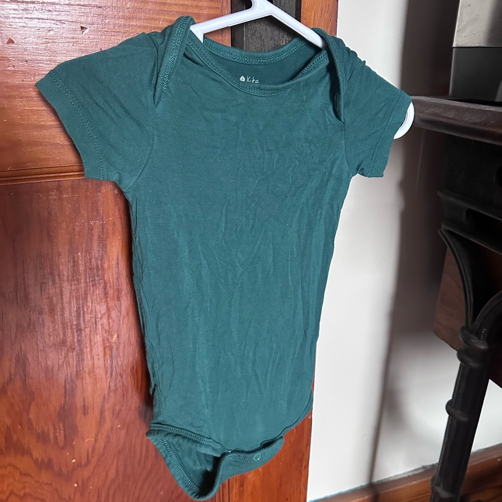Kyte BABY Forest Green bamboo onesie